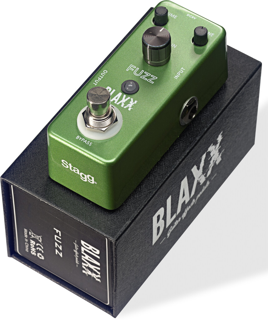 BLAXX Fuzz pedal for electric guitar » Stagg