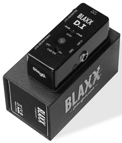 BLAXX small DI box and preamp for guitar and bass guitar